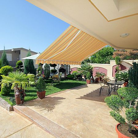 Villa Jupok Bar Εξωτερικό φωτογραφία