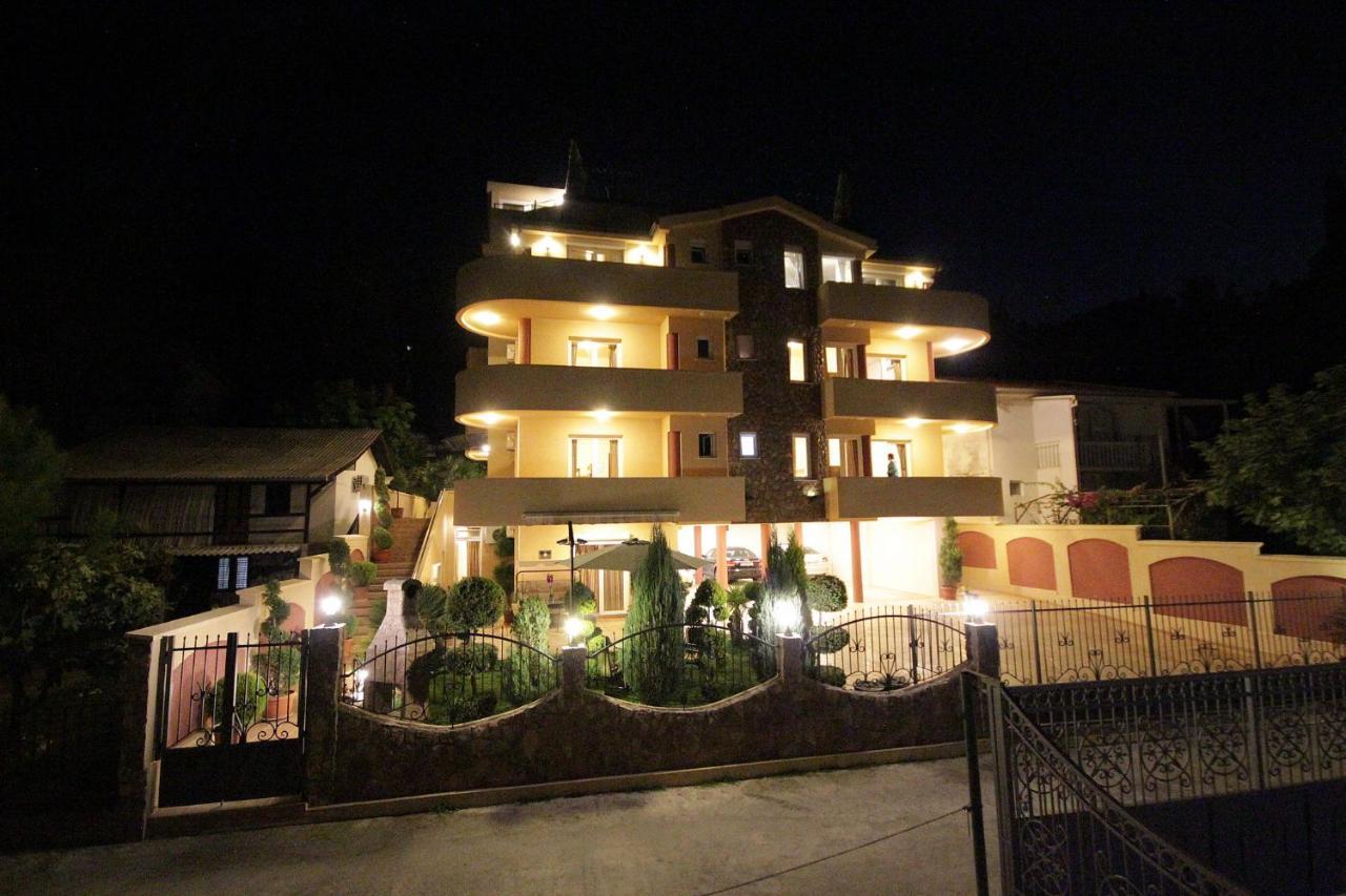 Villa Jupok Bar Εξωτερικό φωτογραφία