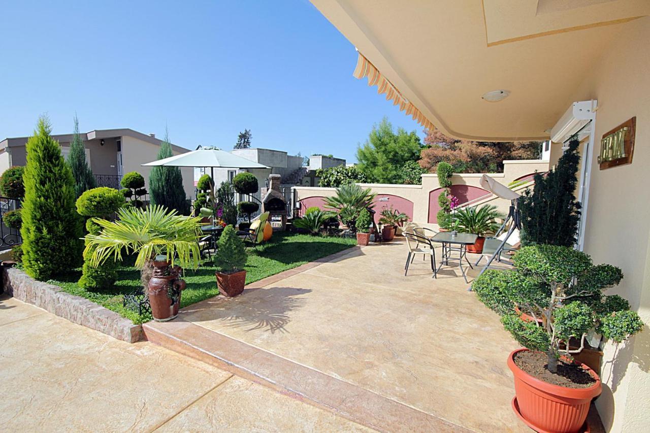Villa Jupok Bar Εξωτερικό φωτογραφία
