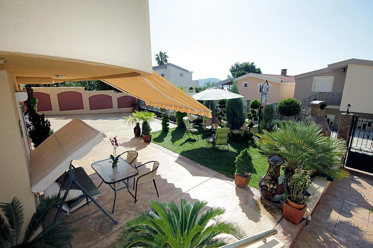 Villa Jupok Bar Εξωτερικό φωτογραφία