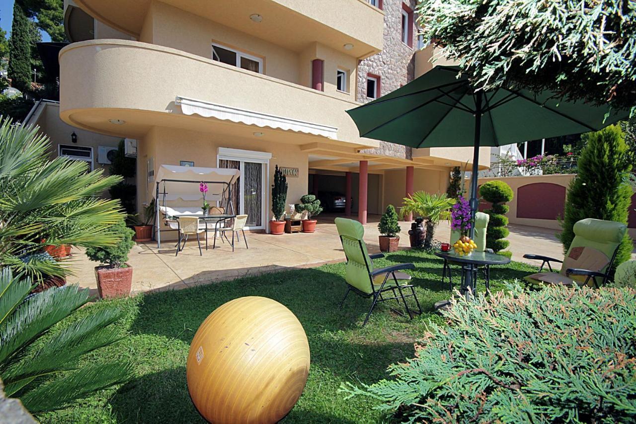 Villa Jupok Bar Εξωτερικό φωτογραφία